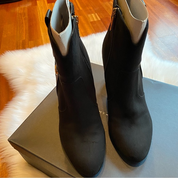 Tommy Hilfiger “Domain 3” Boots - Picture 7 of 13